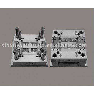 Plastic concrete mould