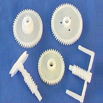 injection molding plastic parts